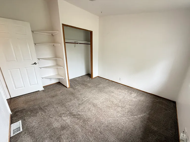10110 217th Avenue Ct E — Photo 21
