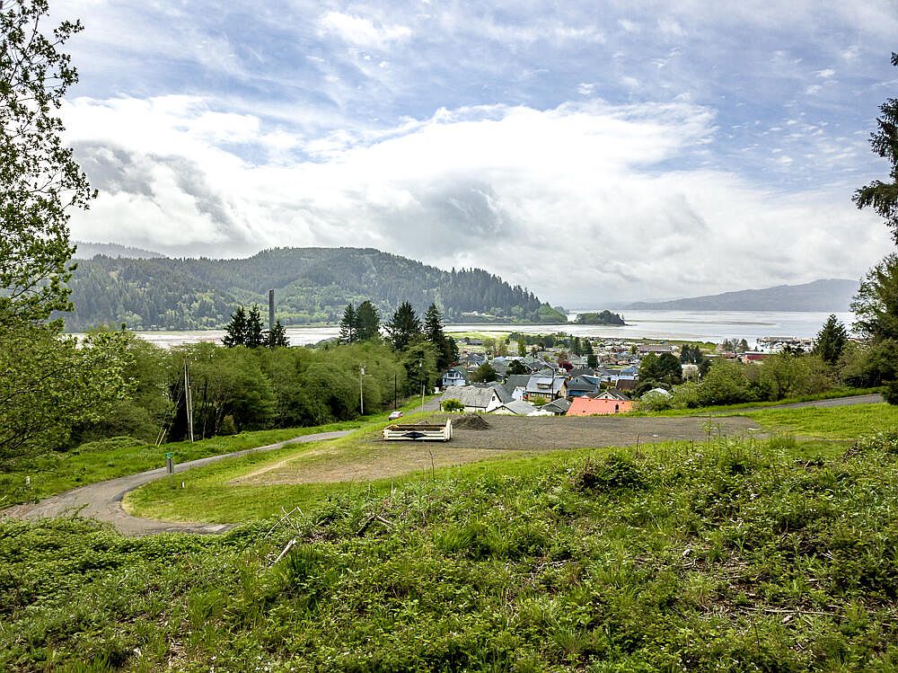 Holly Ave 200, Garibaldi, OR 97118 Zillow