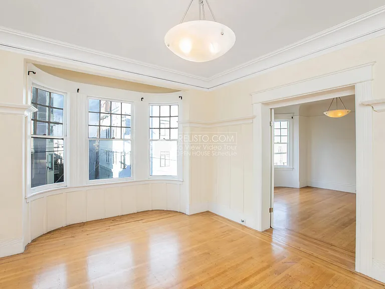 1041 Washington St #3 — Photo 2