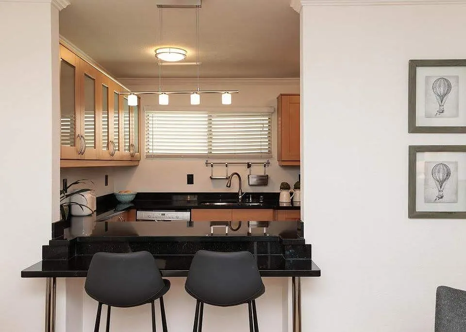 455 Grant Ave #3