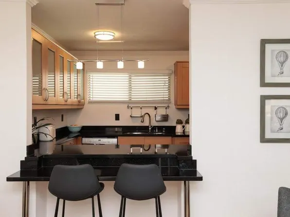 455 Grant Ave APT 3, Palo Alto, CA 94306