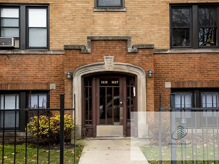 1415-17 W Hutchinson St #42201 — Photo 9