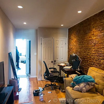 Rented by Washington Realty Corp. | media 26