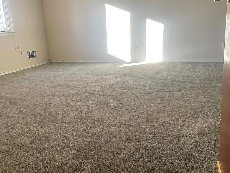438 Liberty Ave — Photo 9