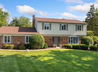 9824 Iron Bridge Rd, Roanoke, IN 46783