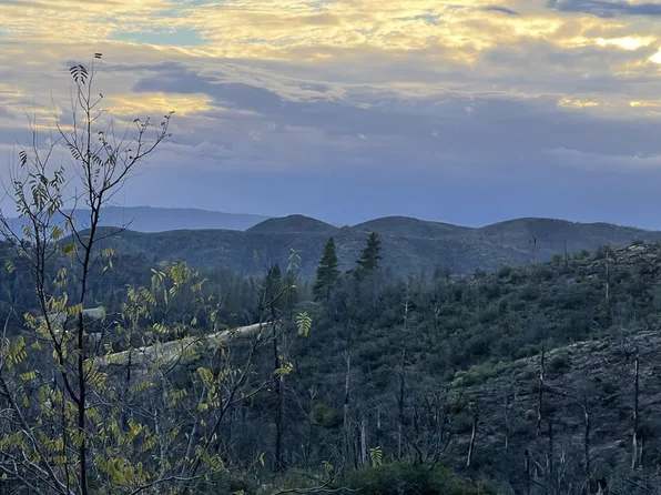 9265 Green Ranch Rd, Mountain Ranch, CA 95246