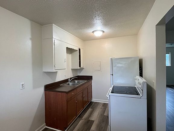 3rd image of 317 Nix Dr APT 9