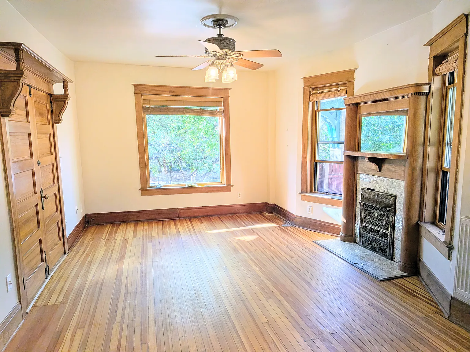 1240 N Pearl St — Photo 3