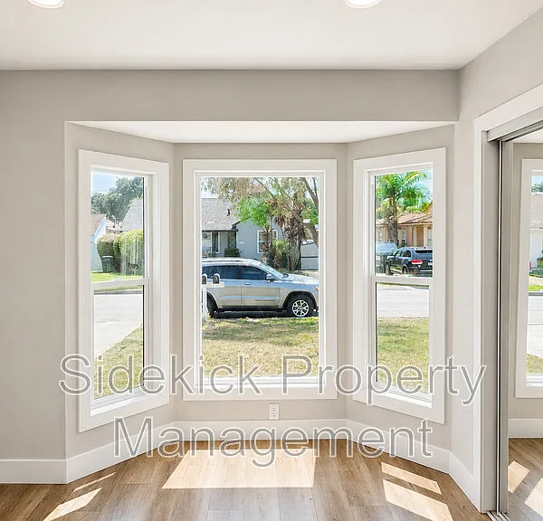 11443 Dicky St — Photo 8