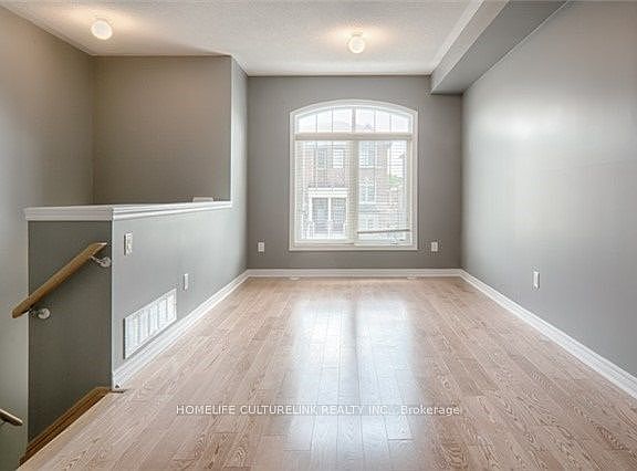 2nd image of 324 Delray Dr