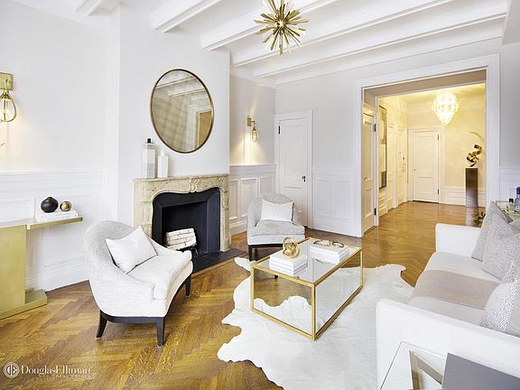 4th image of 608 W End Ave #9C
