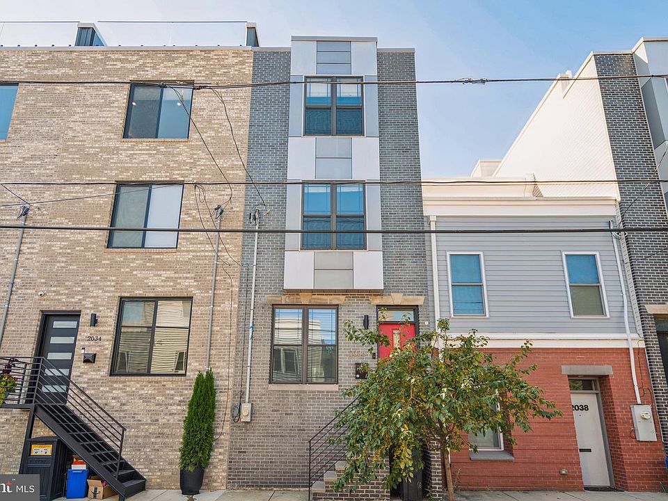 1st image of 2036 Reed St