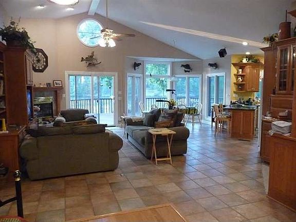 4th image of 158 Lake Forest Shores Dr