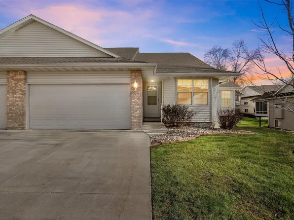 6626 Waterview Dr SW, Cedar Rapids, IA 52404