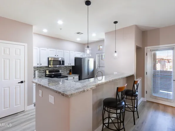11500 E COCHISE Drive #2011, Scottsdale, AZ 85259