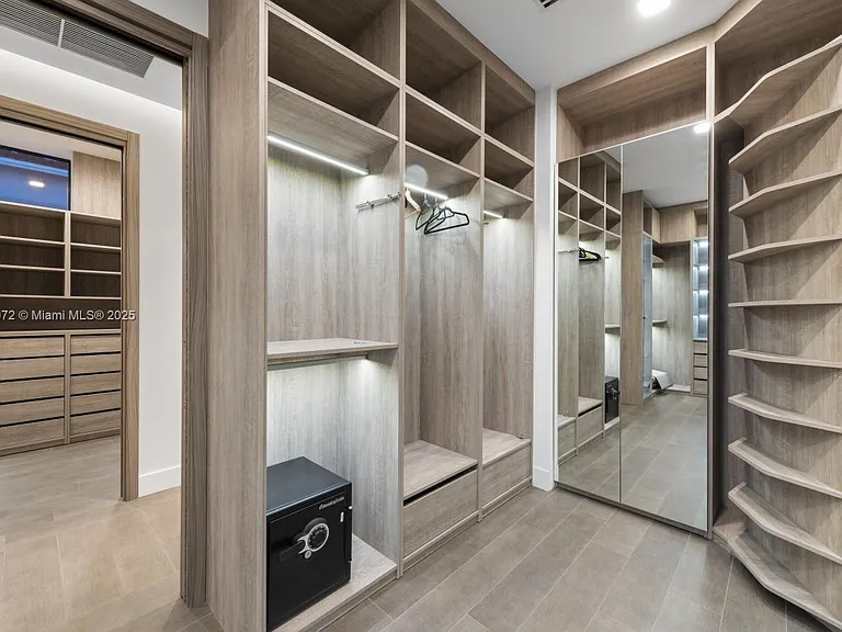 1400 Bayview Dr — Photo 31