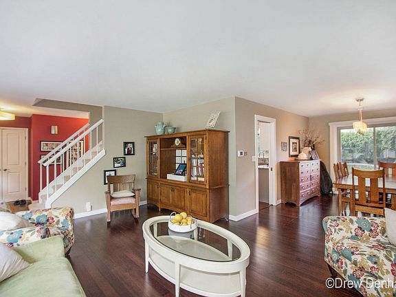 4th image of 2254 Brighton Dr SE