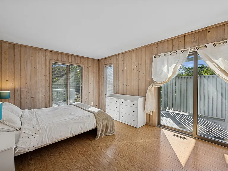 22 Bryan Rd — Photo 12