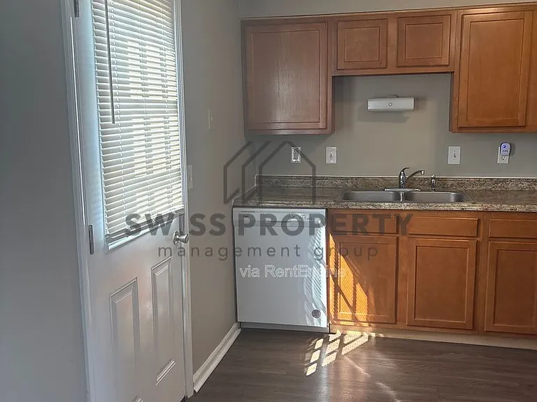 3770 Zephyr Pl — Photo 6