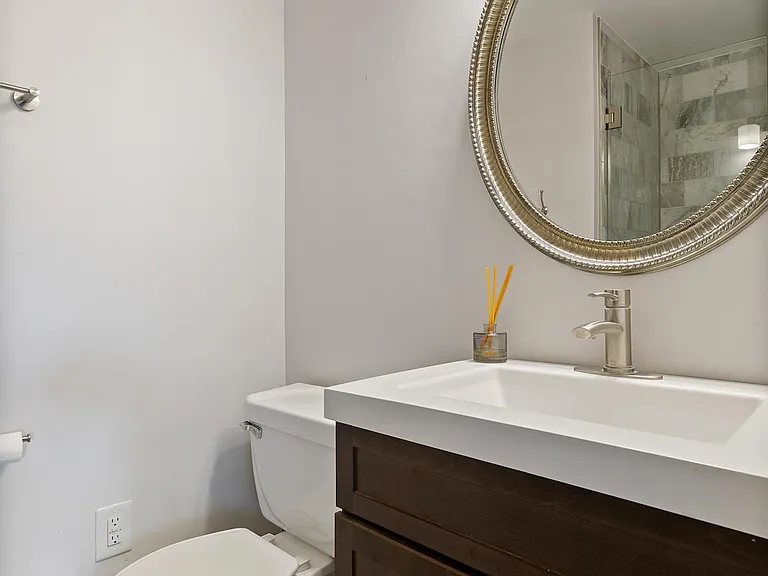 929 S Taylor St — Photo 16