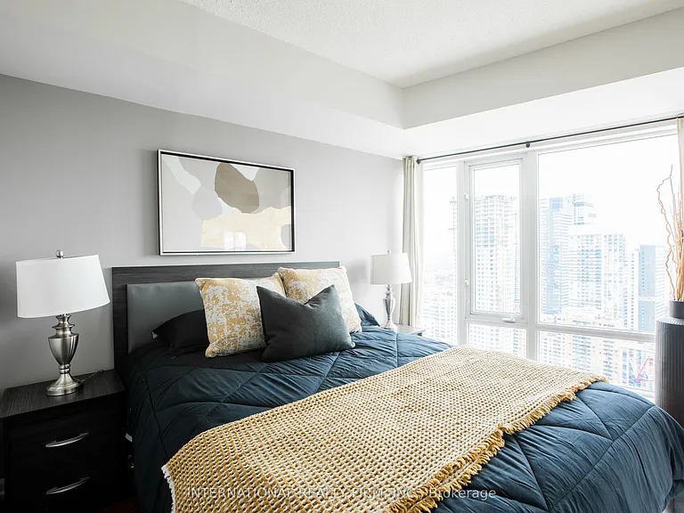 210 Victoria St #3303 — Photo 5