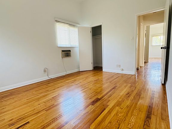Bedroom #1