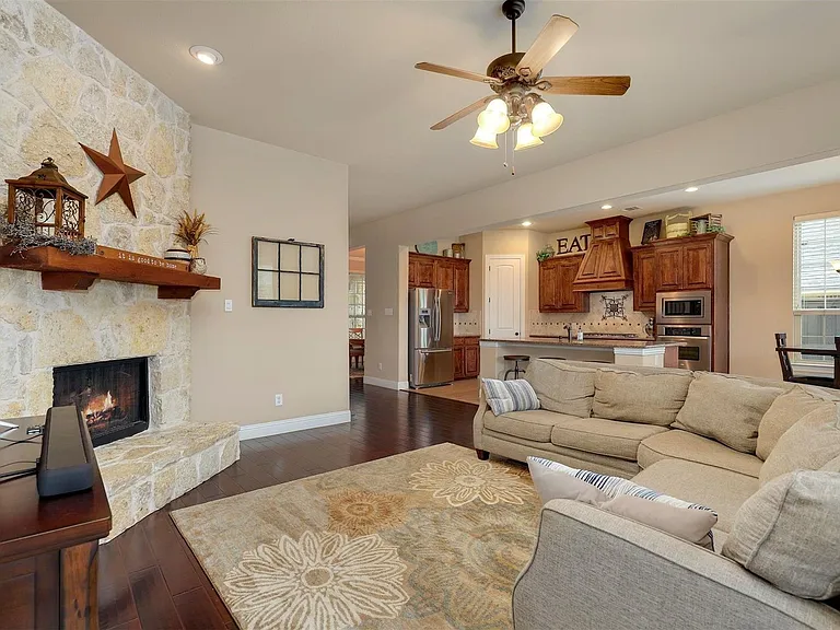 12813 Sherbrooke Dr — Photo 11