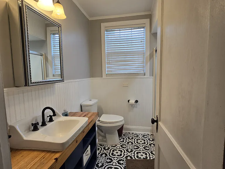 1536 Inwood Ter — Photo 13