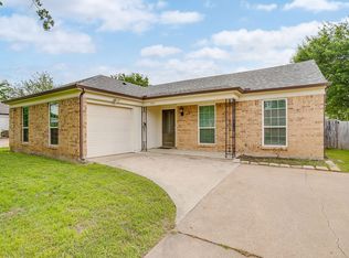 7312 Strawberry Way, Fort Worth, TX 76137
