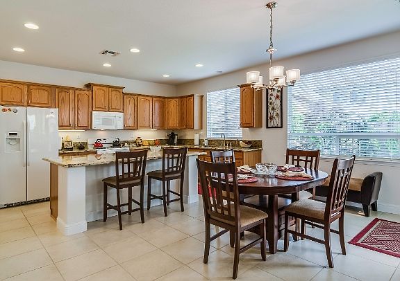 4th image of 2269 Burberry Way