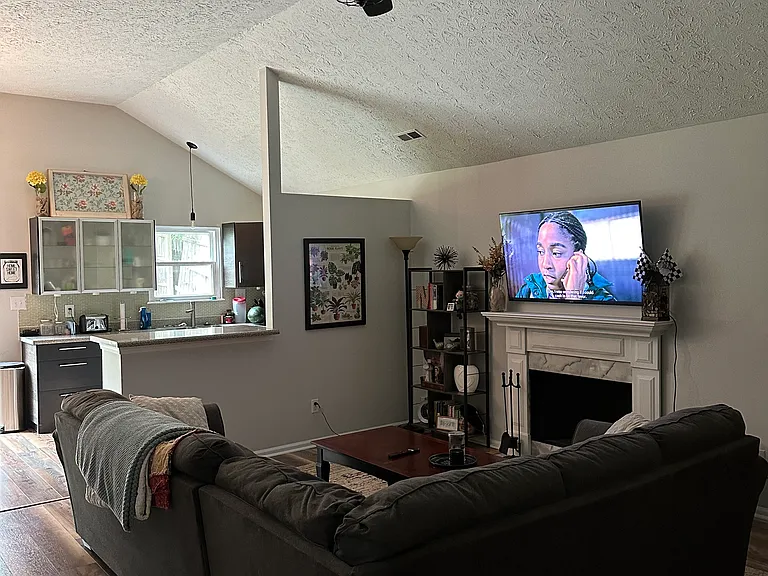 1333 Hartland Woods Way — Photo 6
