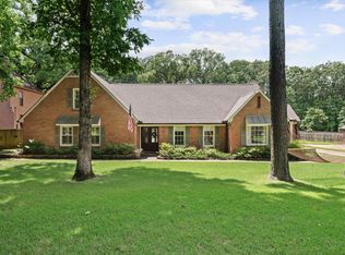 2211 Wickersham Ln, Germantown, TN 38139