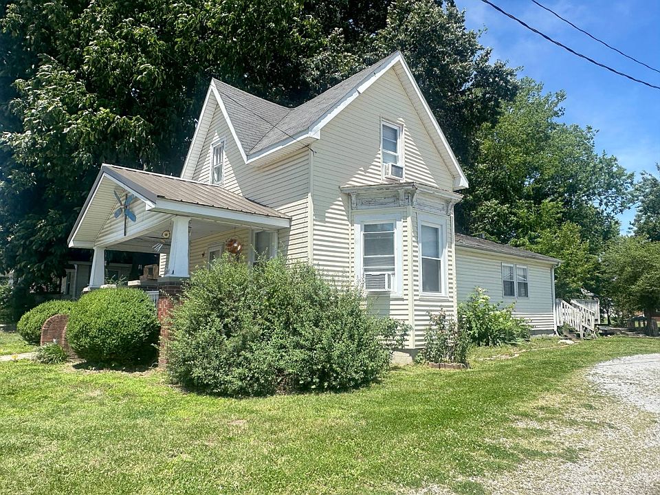 2nd image of 811 W Delaware St