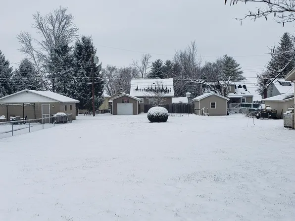 1321 N Broadway St, Seymour, IN 47274