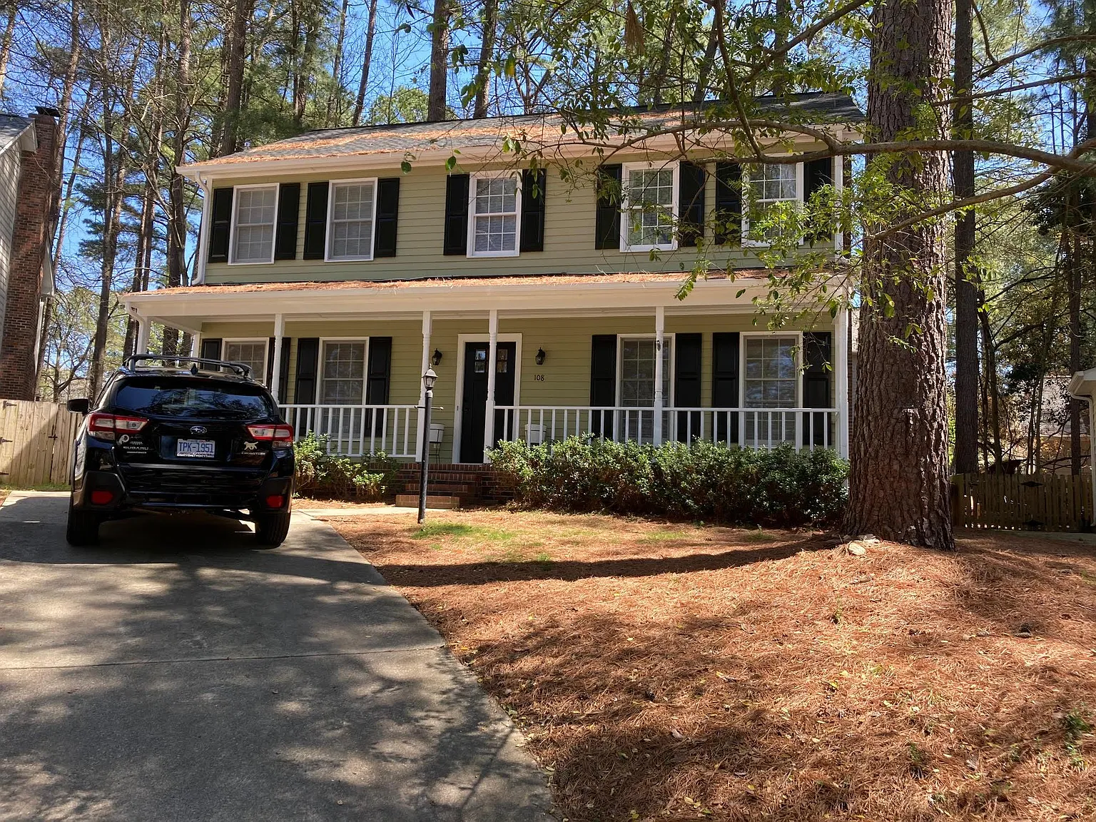 4 bed, 2016 sqft, $2,395 — Photo 1