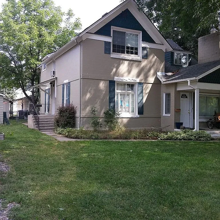 2 bed, 1000 sqft, $1,295 — Photo 2