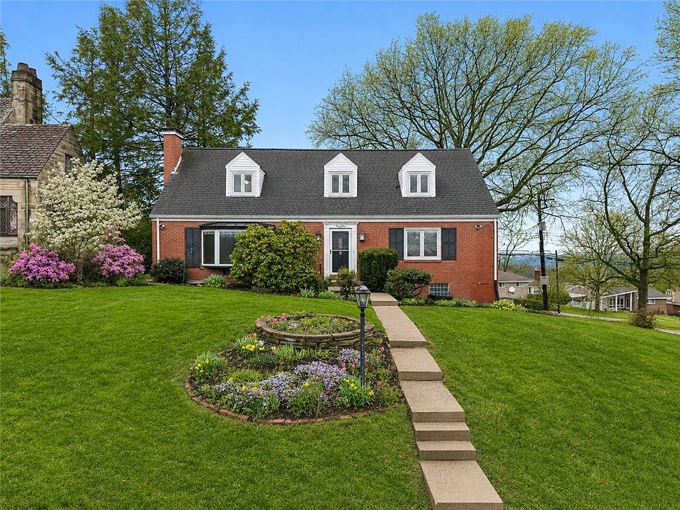 1st image of 25 Carleton Dr