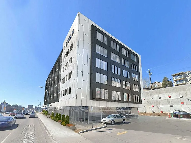 8 Mission Rd SW — Photo 4