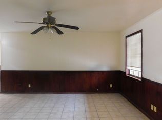 1311 21st St, Huntsville, TX 77340