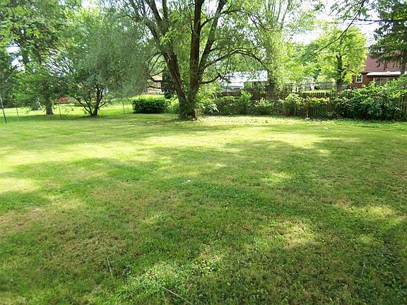 3rd image of 3324 Hazelpark Pl