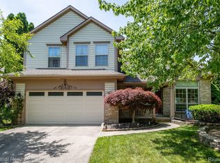 5382 High Ridge Dr, Ypsilanti, MI 48197