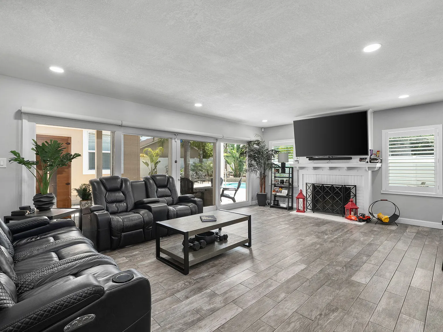 3 bed, 1584 sqft, $3,800 — Photo 4