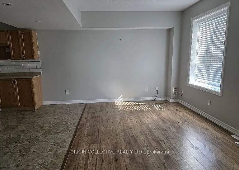 329 Edgehill Dr — Photo 4