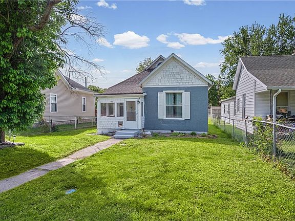 2nd image of 805 Price Blvd