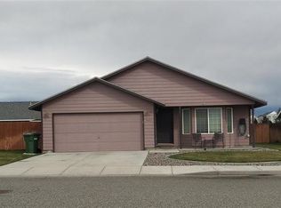 5003 Flores Ln, Pasco, WA