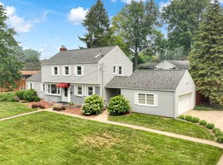 1058 Orchard Rd, Adrian, MI 49221