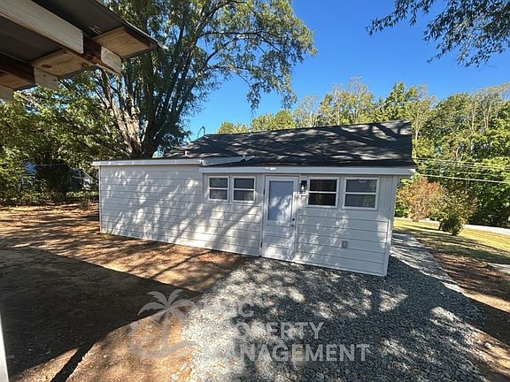 5th image of 1016 Hunt Joyce Rd
