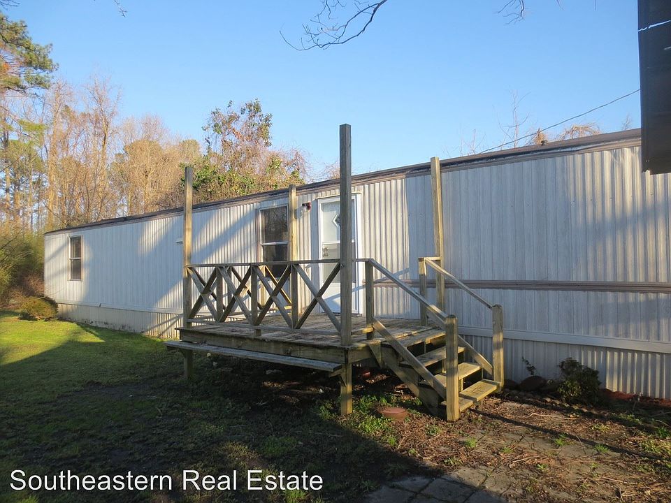 1st image of 121 Hattie Bass Ln