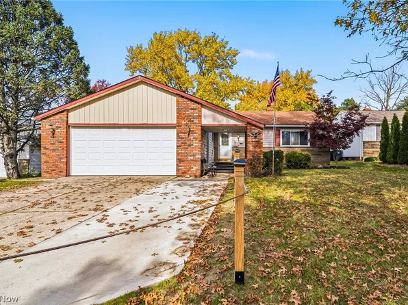 4937 Emmet Rd, Lyndhurst, OH 44124