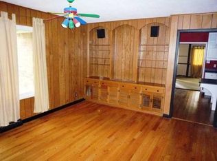 8279 Taunton Rd, Indianapolis, IN 46260